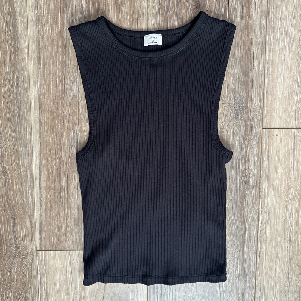 Wilfred Aritzia Black Ribbed Muscle Tank Top XS Minimalist Casual Capsule